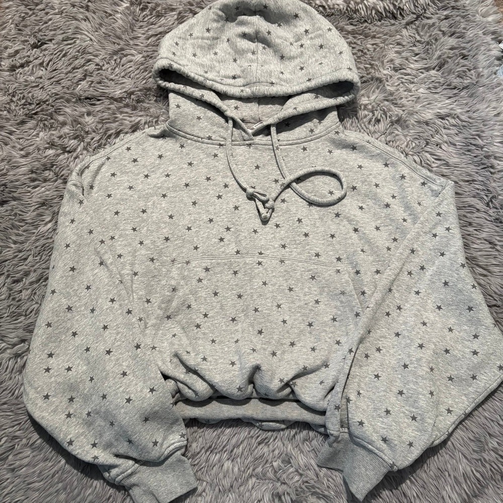Out From Under Cropped Hoodie Pullover Gray Stars Womens Small Urban‎ Outfitters